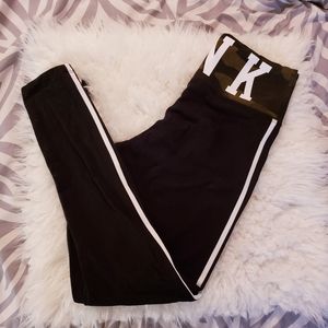 VS Pink Yoga Camo leggings